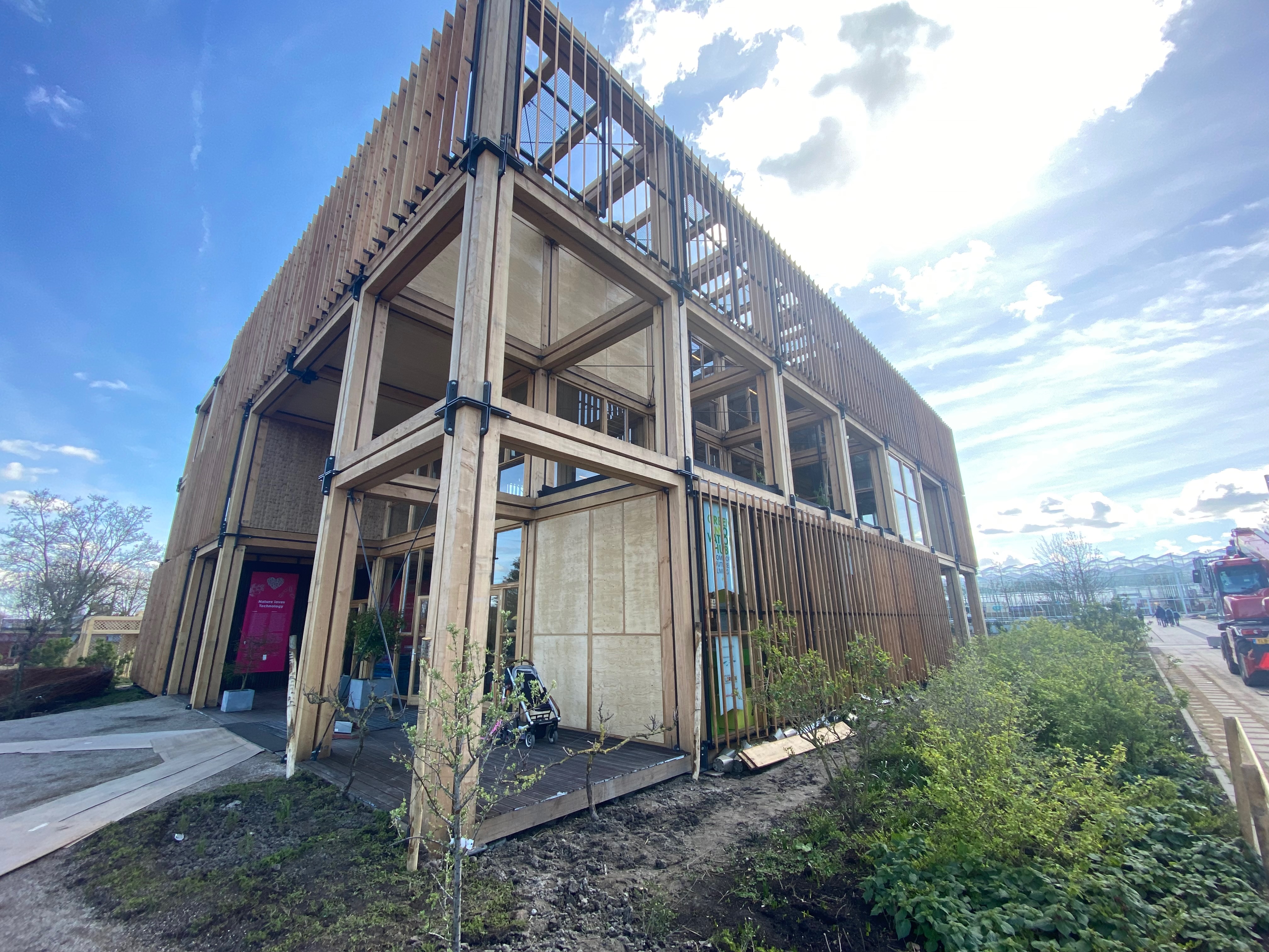 Een circulaire binnenwand als legostenen